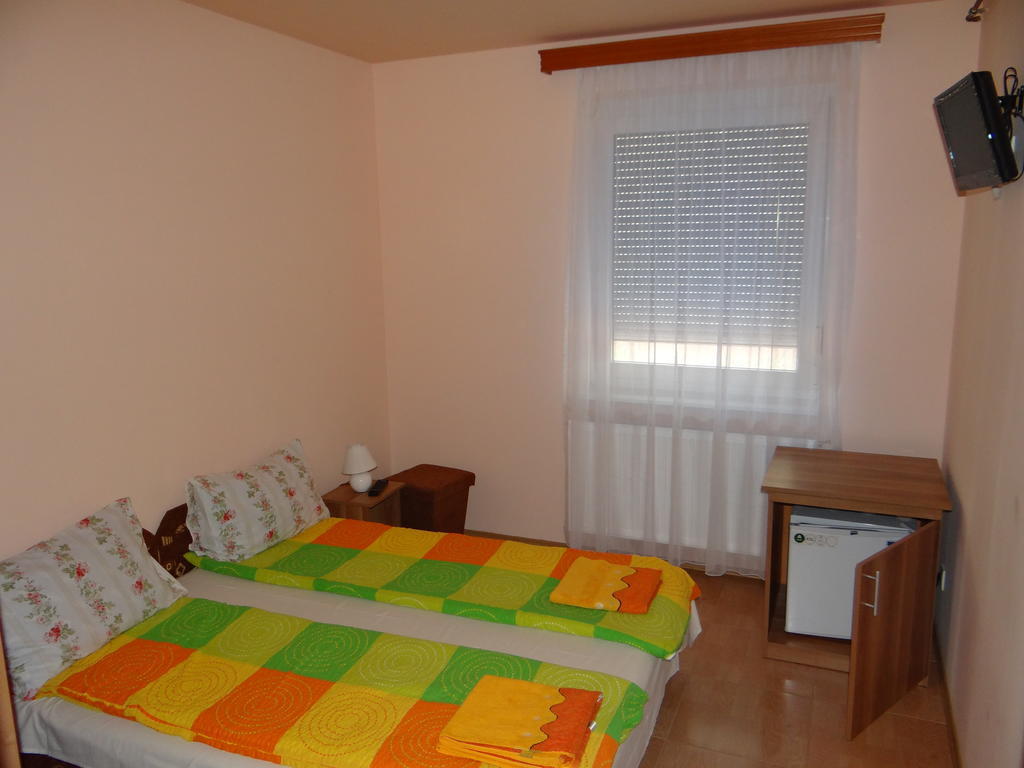 Marinica Apartman Hajdúszoboszló Exterior foto